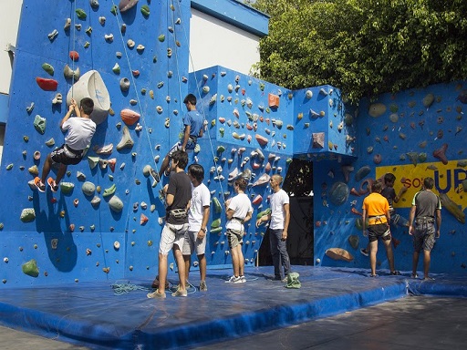 Sport rock climbing and rappelling