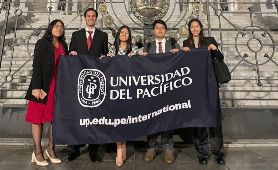 Estudiantes de Derecho UP participaron exitosamente en el programa “Cambio de Roles” en Argentina