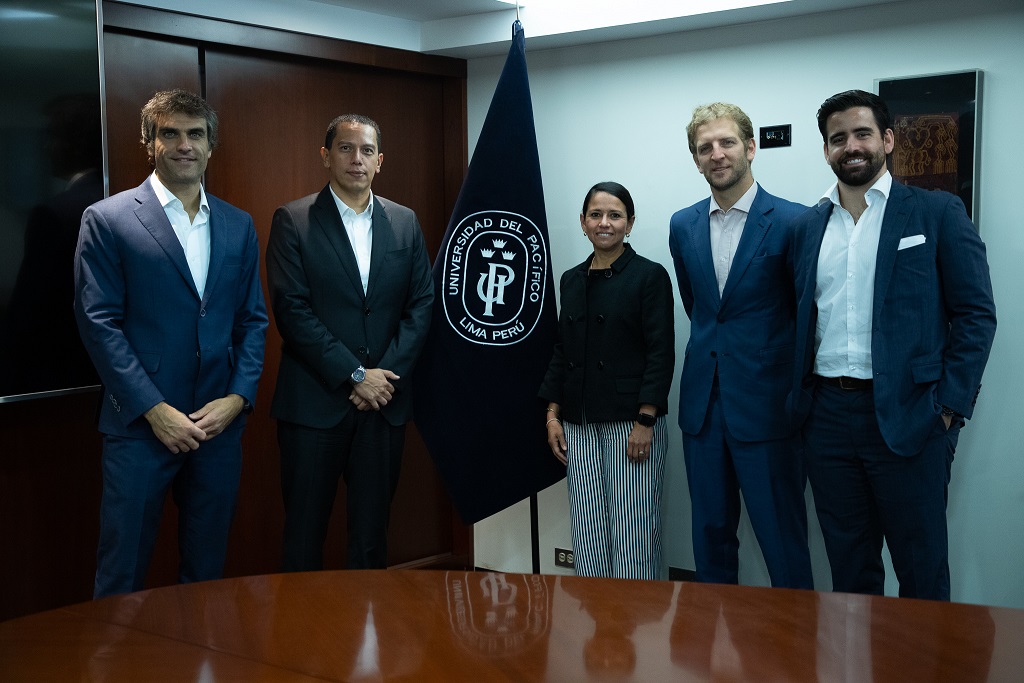 Foto convenio adicional.jpg