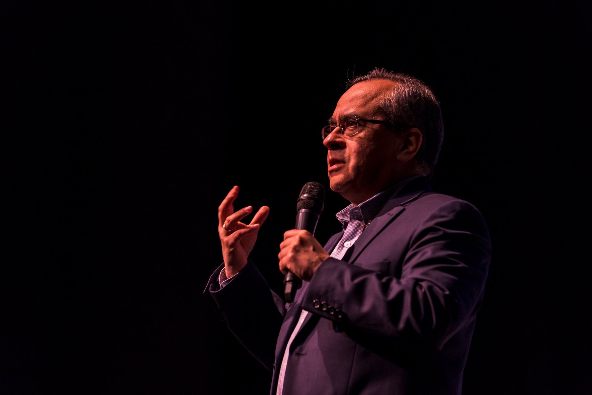 JAIME SAAVEDRA 2.jpg