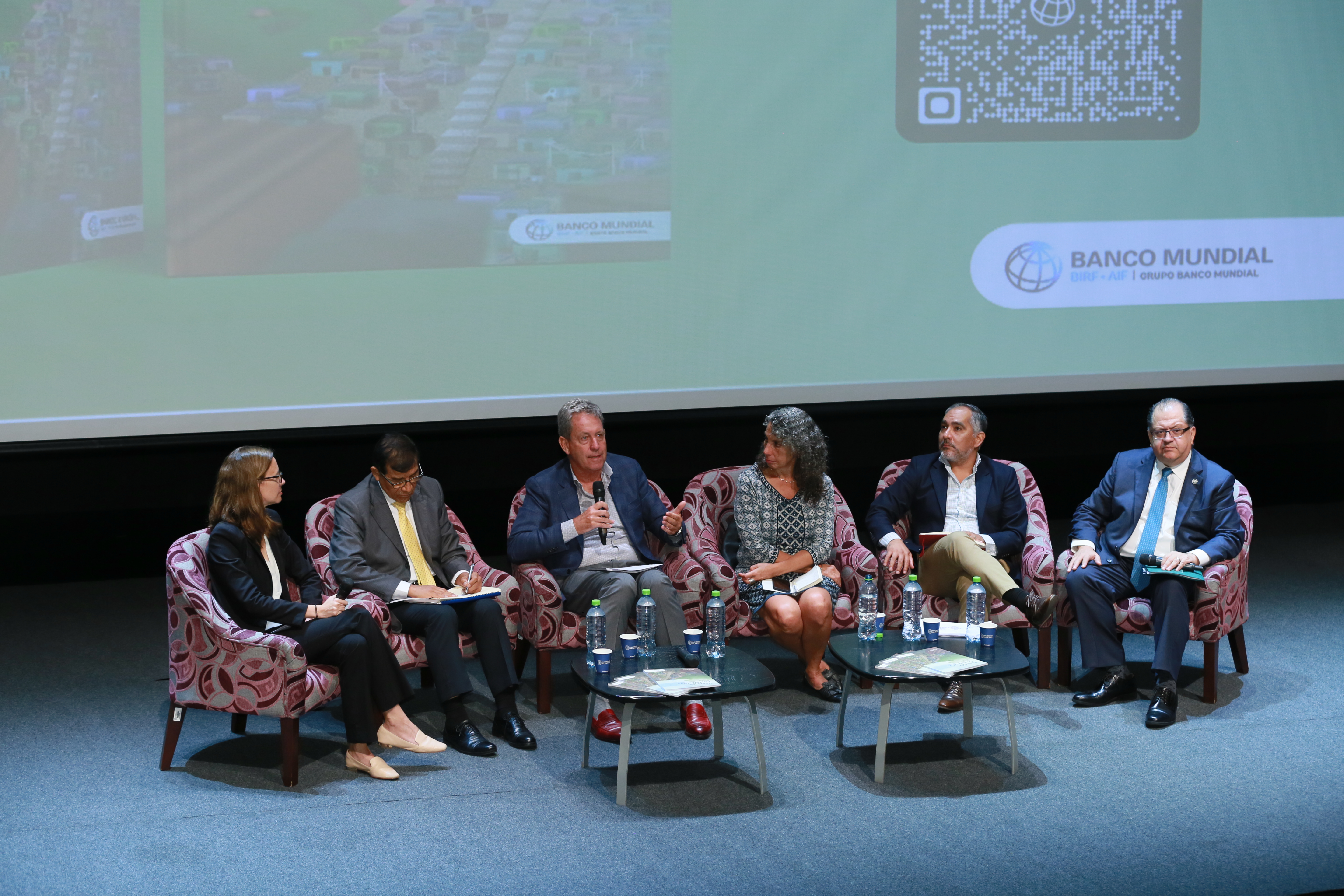 Presentación informe Banco Mundial (9).JPG