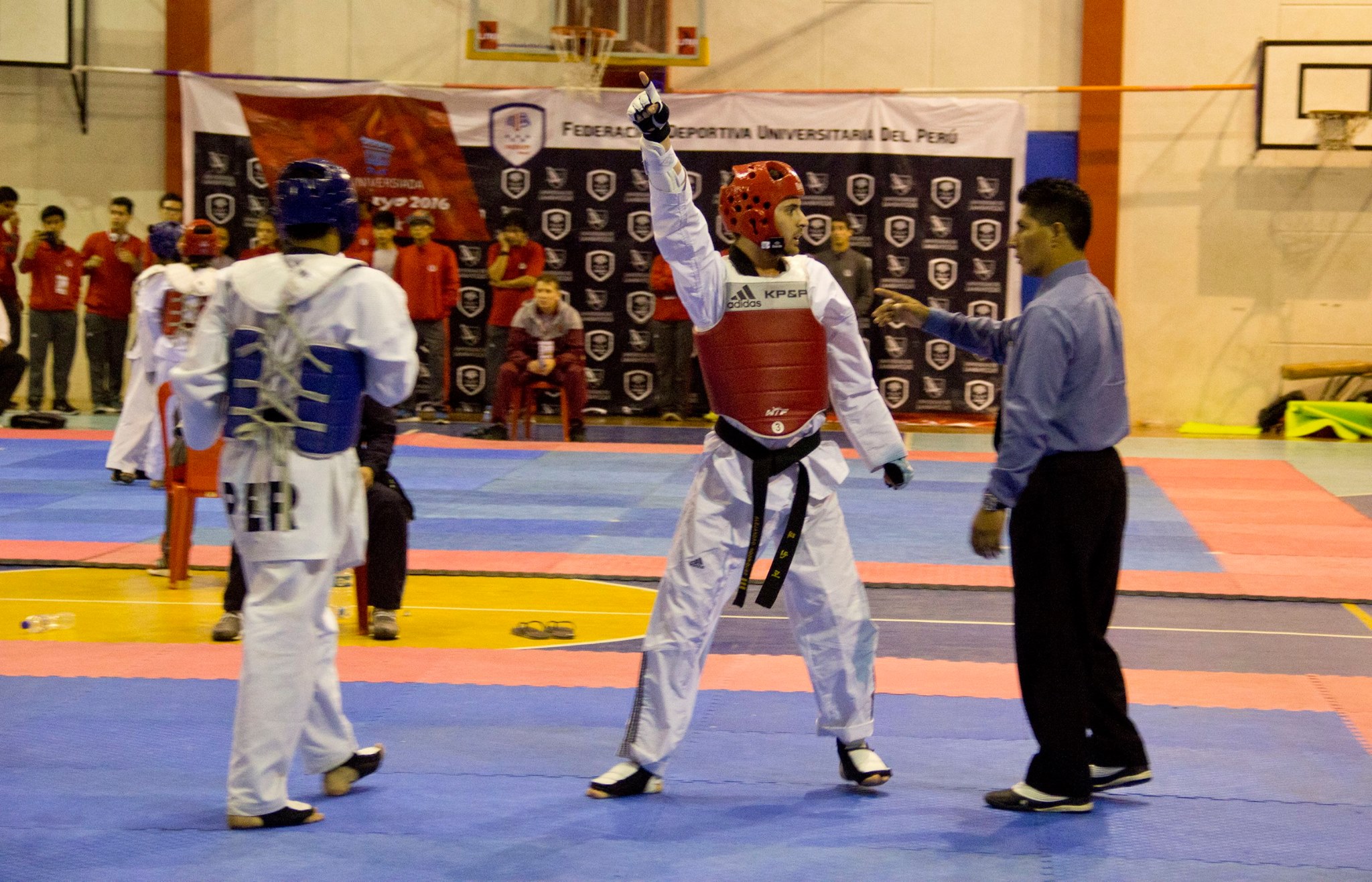 TAEKWONDO-CATEGORIA BANTAM - RODRIGREZ ESCALANTE ALEJANDRO-MEDALLA DE PLATA.jpg