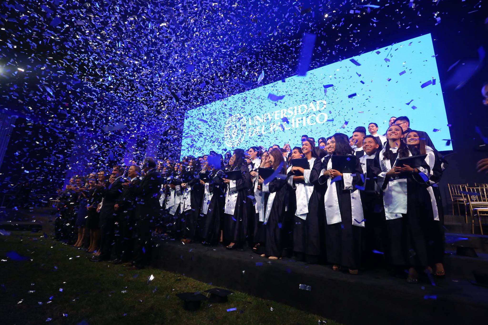 graduacion derecho 3.jpg