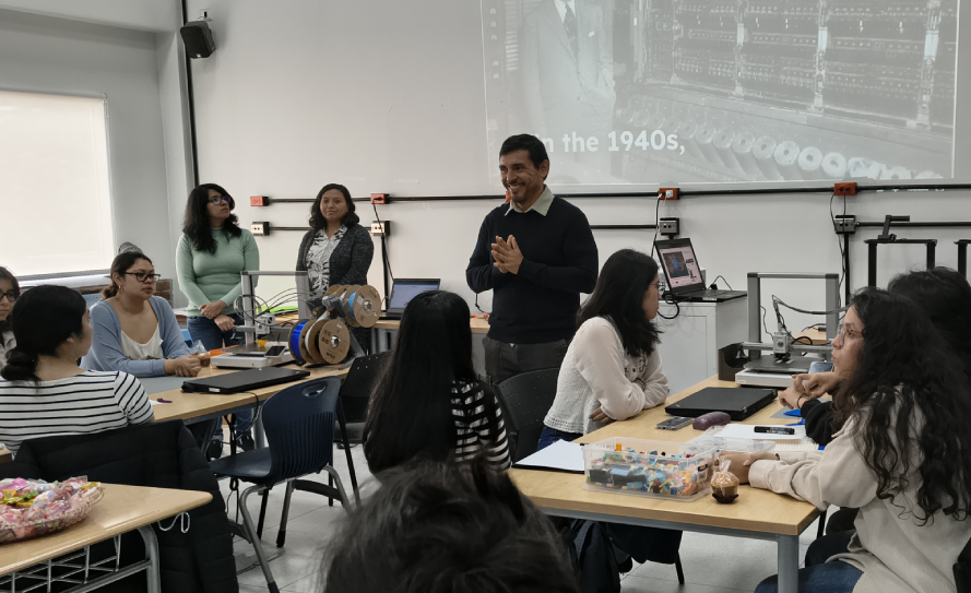 taller de diseño  Inside (1).png