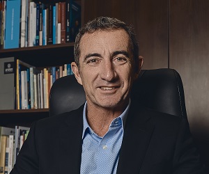 Roberto Urrunaga FOTO.jpg